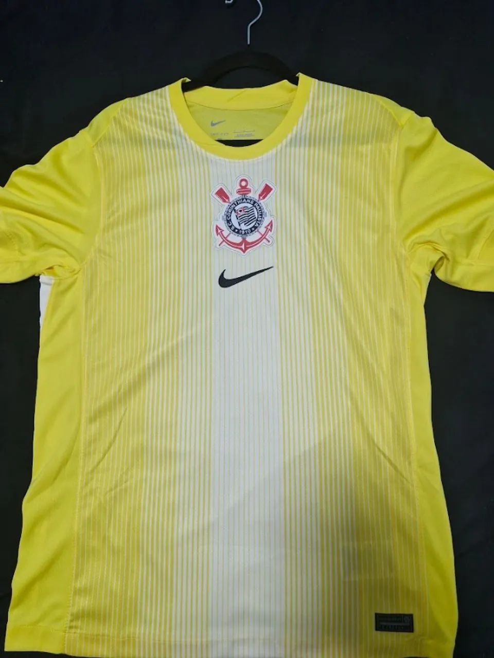 Camisa Corinthians Nike 2025 goleiro na etiqueta tamanho M